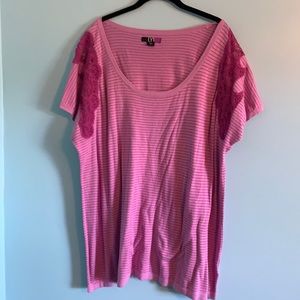 LYS 3X short sleeve sweater with sheer lace detail